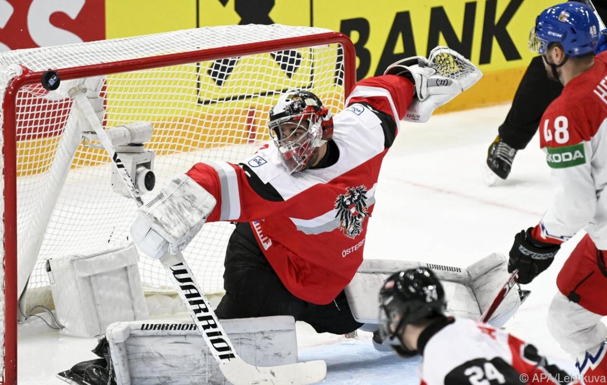 Mistrovství světa v ledním hokeji: Rakousko porazilo Česko 2:1