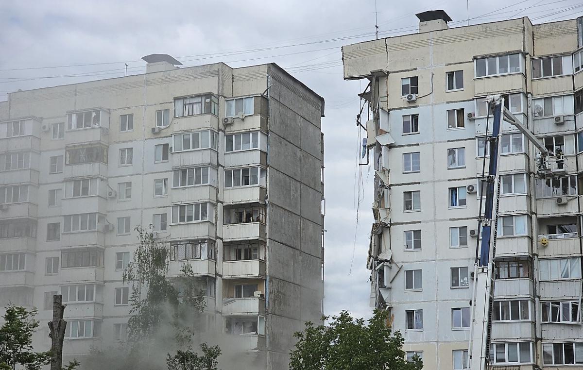 Dead in building collapse in Russian city of Belgorod