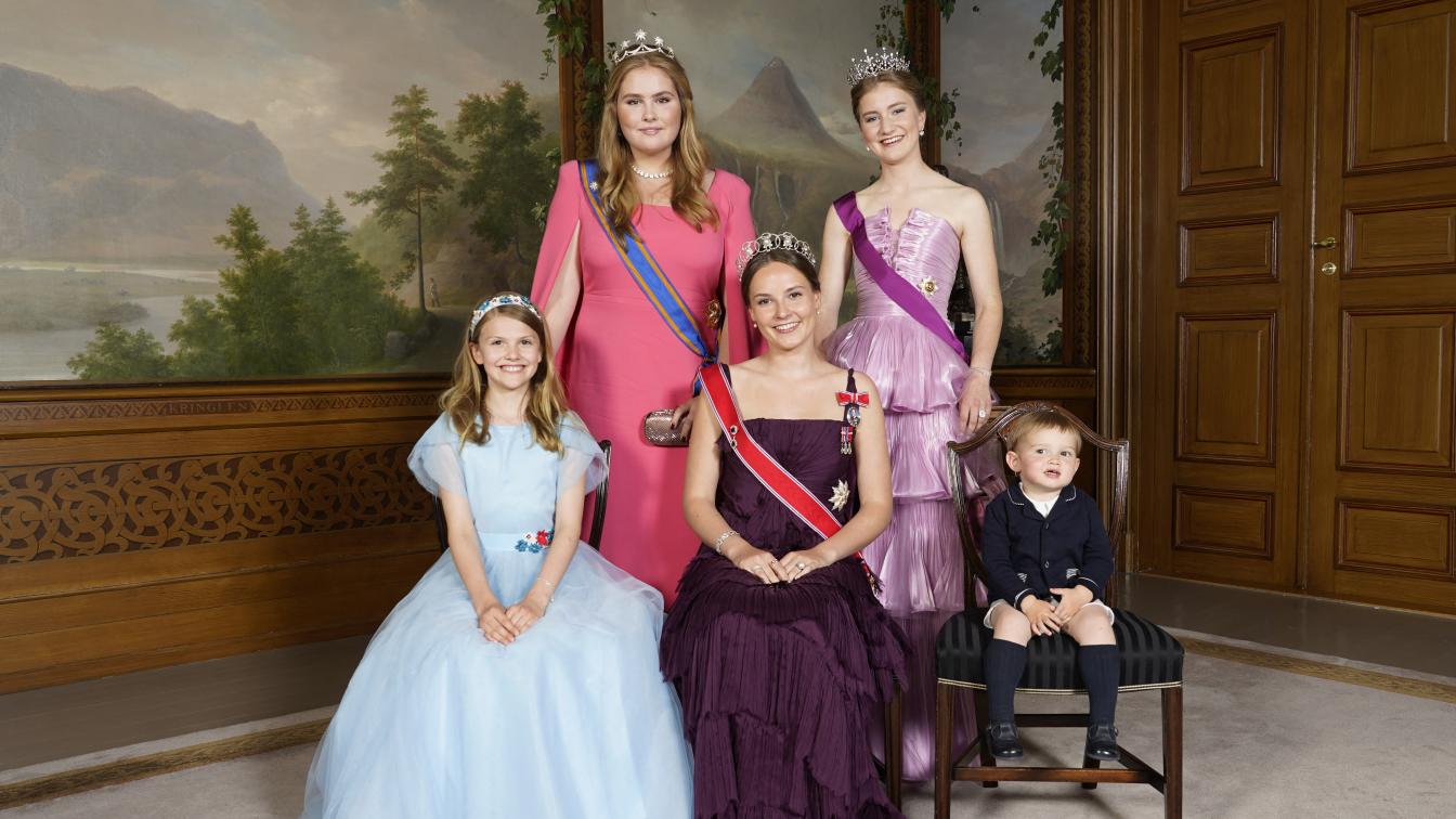 1. Reihe v.l.n.r.: Prinzessin Estelle von Schweden, Prinzessin Ingrid Alexandra von Norwegen, Prinz Charles von Luxemburg, 2. Reihe: Prinzessin Catharina-Amalia der Niederlande, Prinzessin Elisabeth von Belgien. 