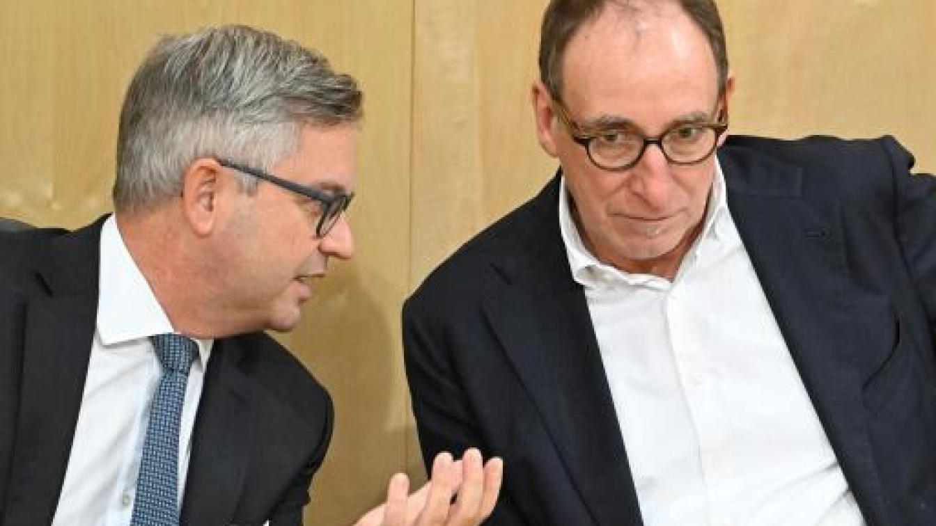 Finanzminister Magnus Brunner (ÖVP) und Sozialminister Johannes Rauch (Grüne) am Mittwoch, 12. Oktober 2022, im Rahmen einer Nationalratssitzung in Wien.