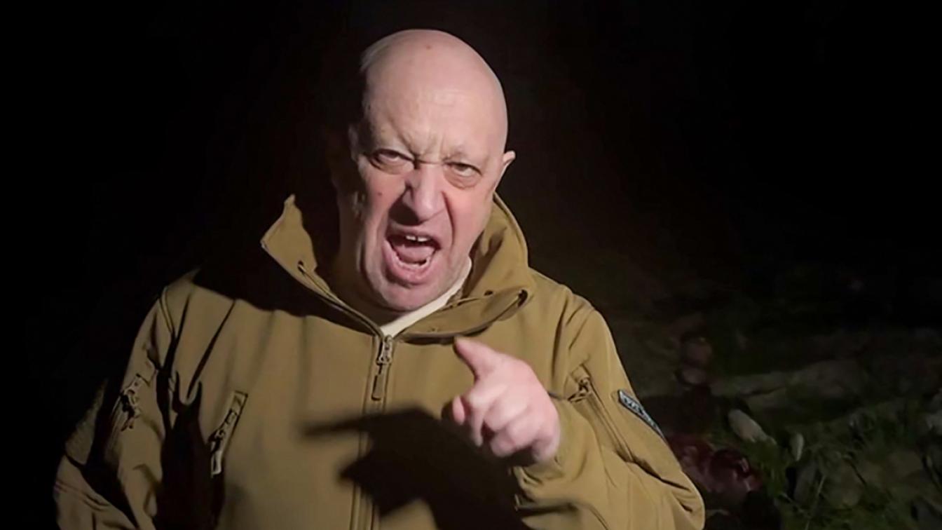Der Wagner-Chef Jewgeni Prigoschin in einer wütenden Videobotschaft an die russische Armeeführung