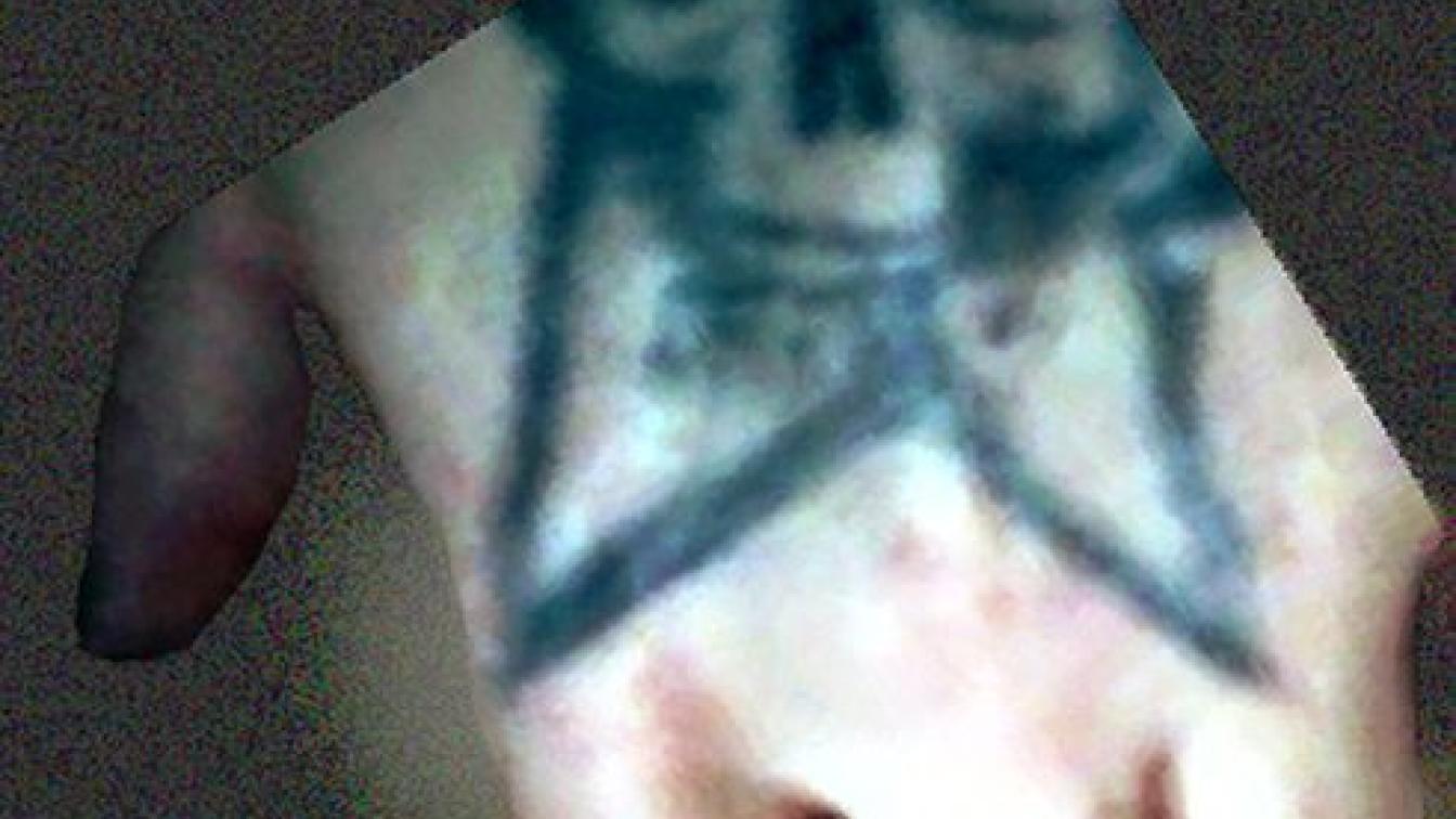 Tattoo auf einer Hand