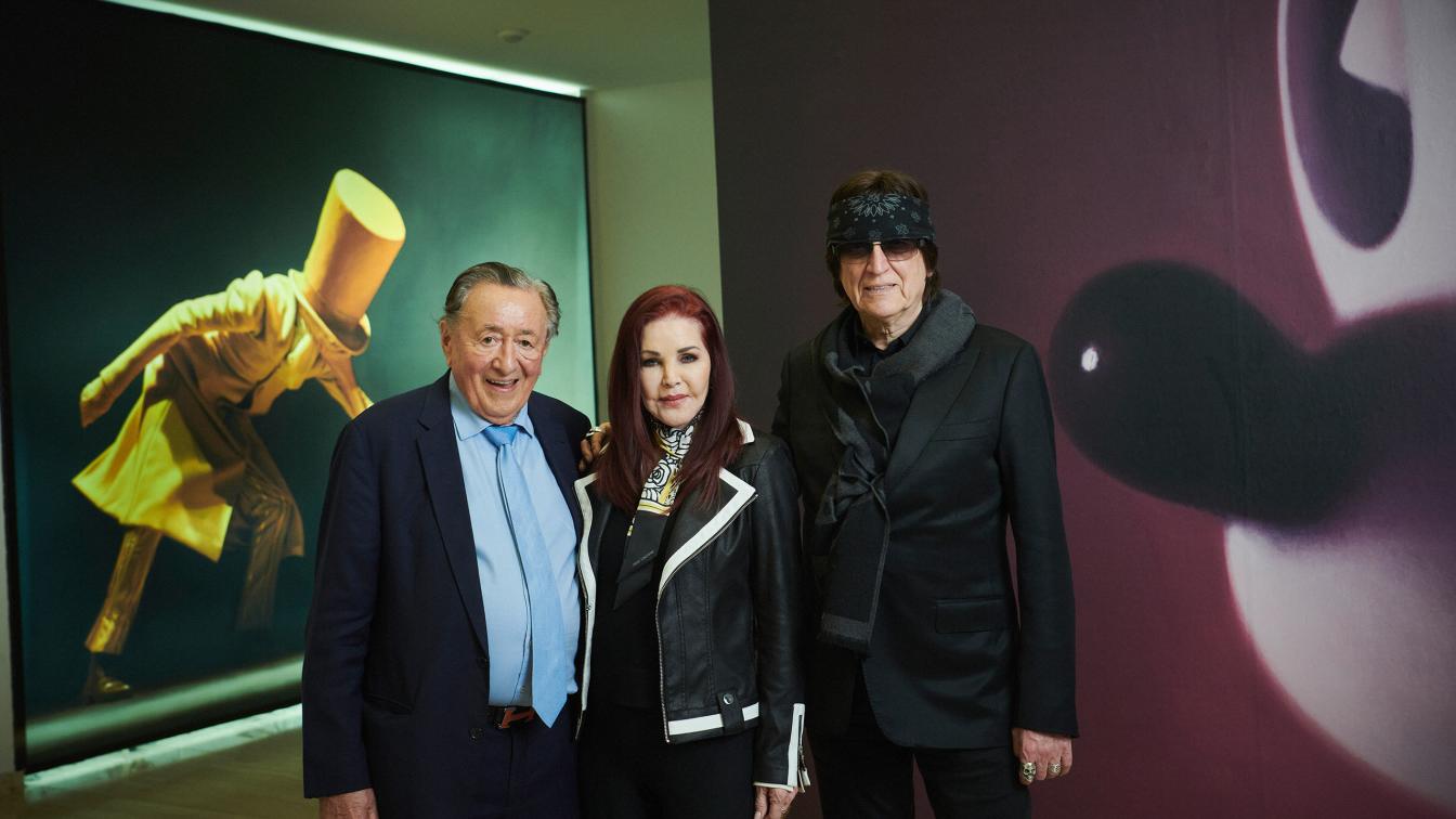 Richard Lugner, Priscilla Presley und Gottfried Helnwein bei der Helnwein-Ausstellung in der Albertina