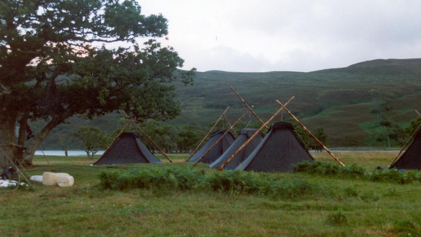 Lager deutscher Pfadfinder mit Kohten genannten Zelten