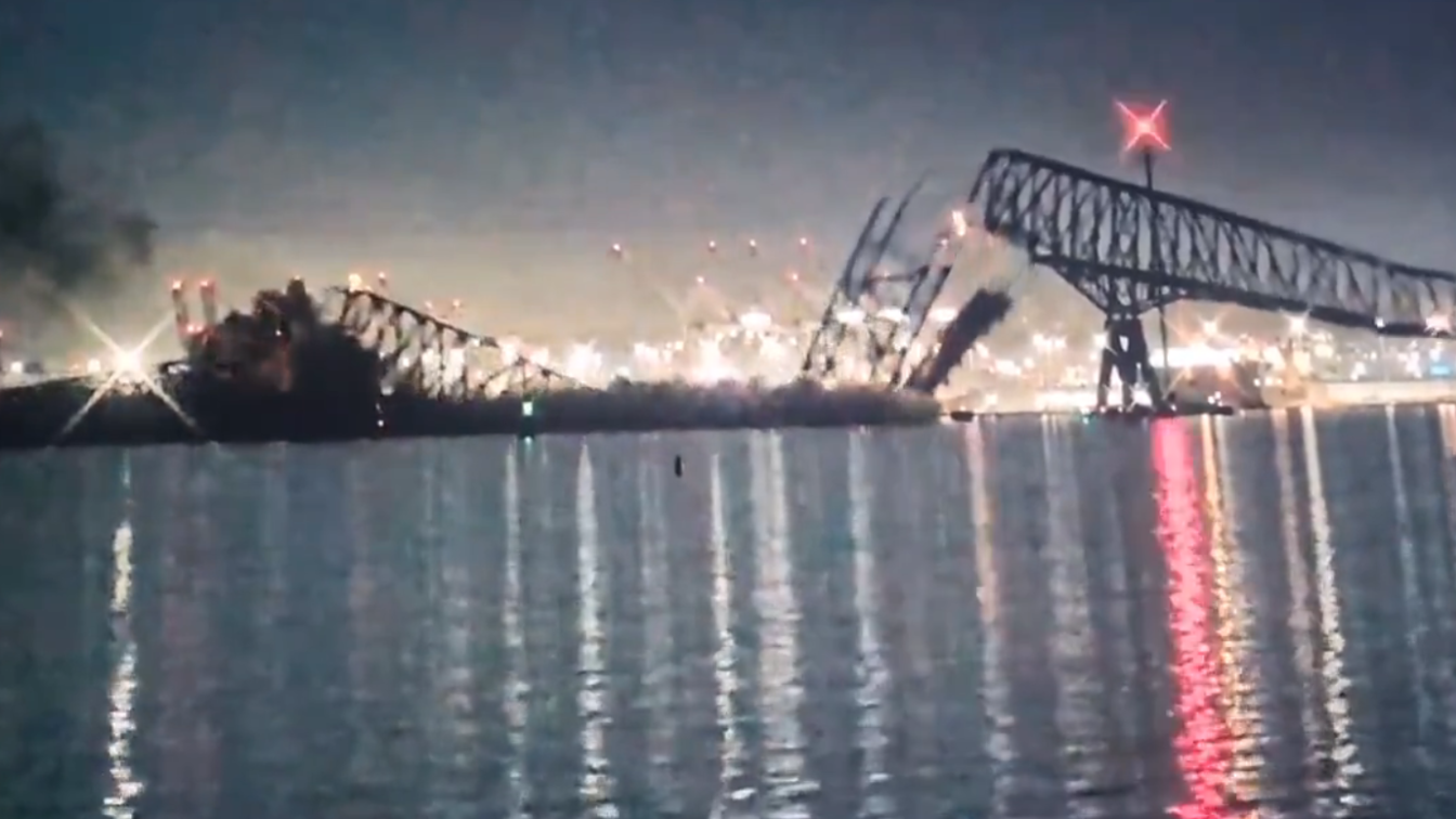 US-Brücke bricht zusammen