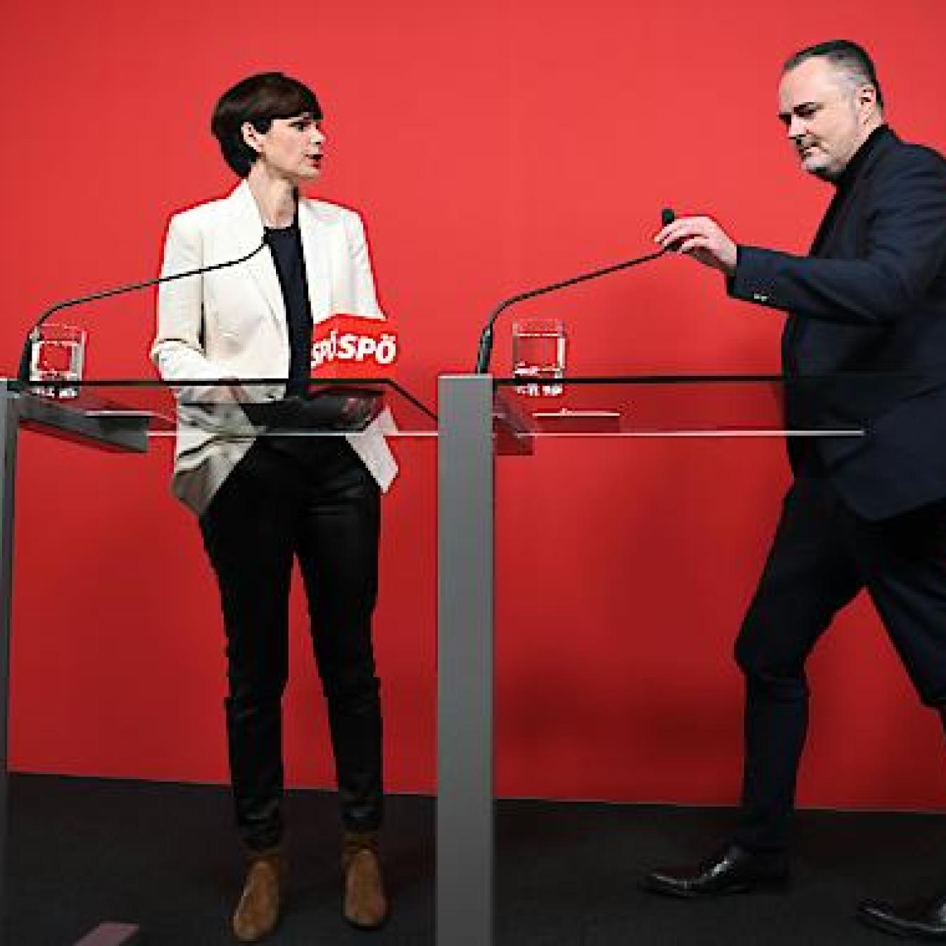 SPÖ-Chefin Pamela Rendi-Wagner und der burgenländische Landeshauptmann Hans Peter Doskozil (SPÖ) 2020 bei einer gemeinsamen Pressekonferenz.