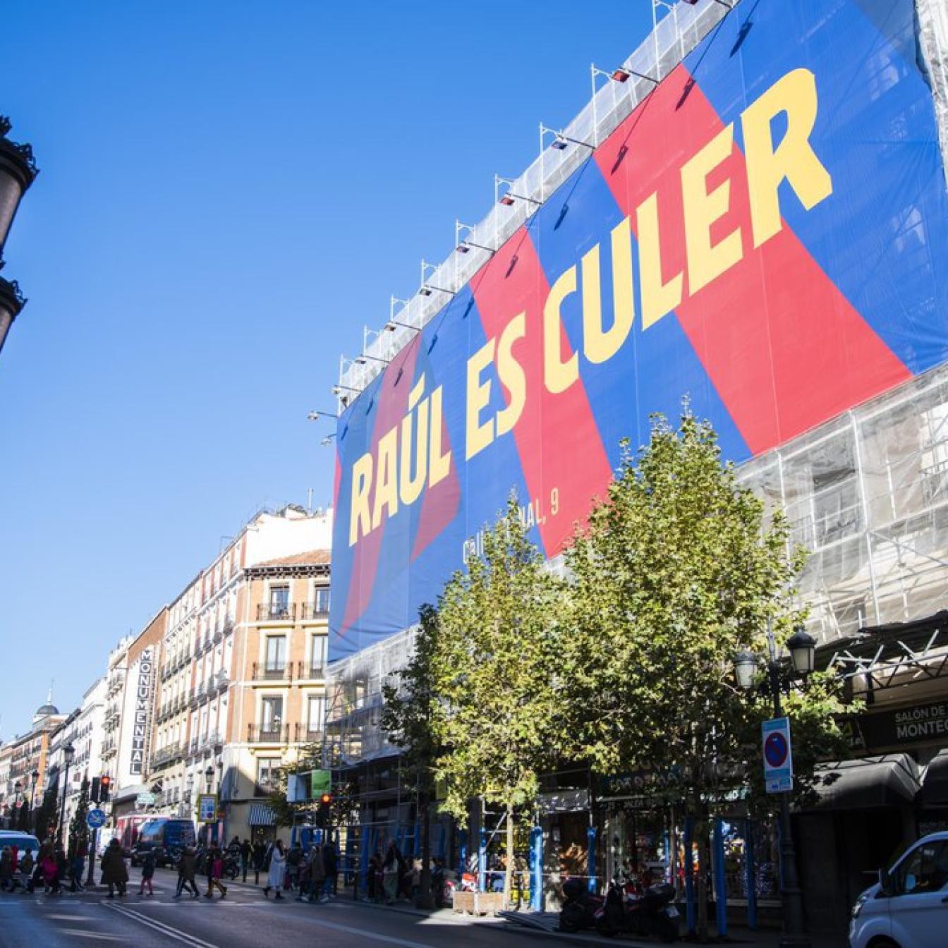 FC Barcelona Plakat mitten in Madrid