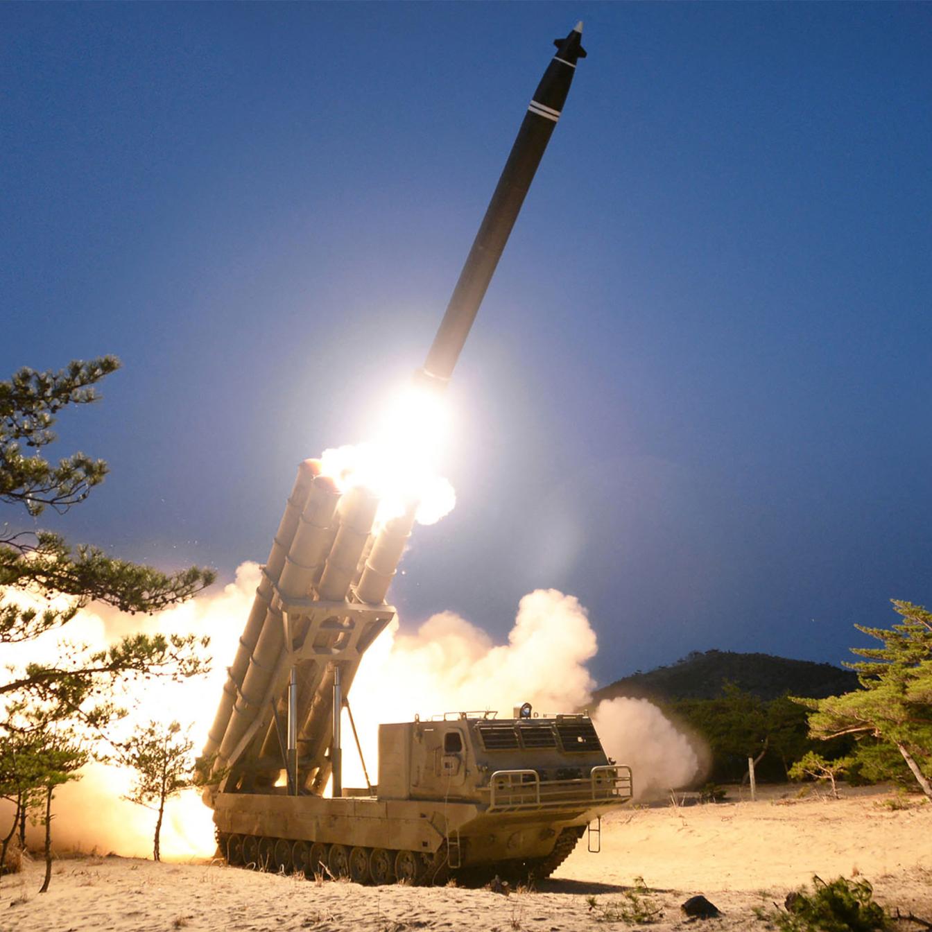 Nordkorea feuert eine Rakete ab