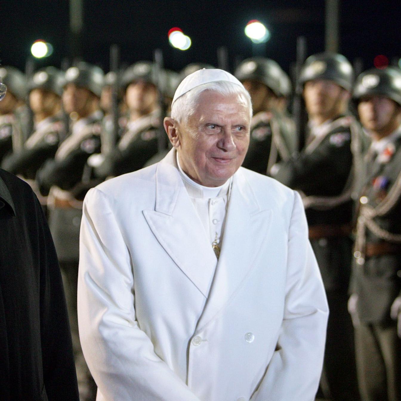 Papst Benedikt XVI. 2007 in Österreich mit Bundespräsident Heinz Fischer