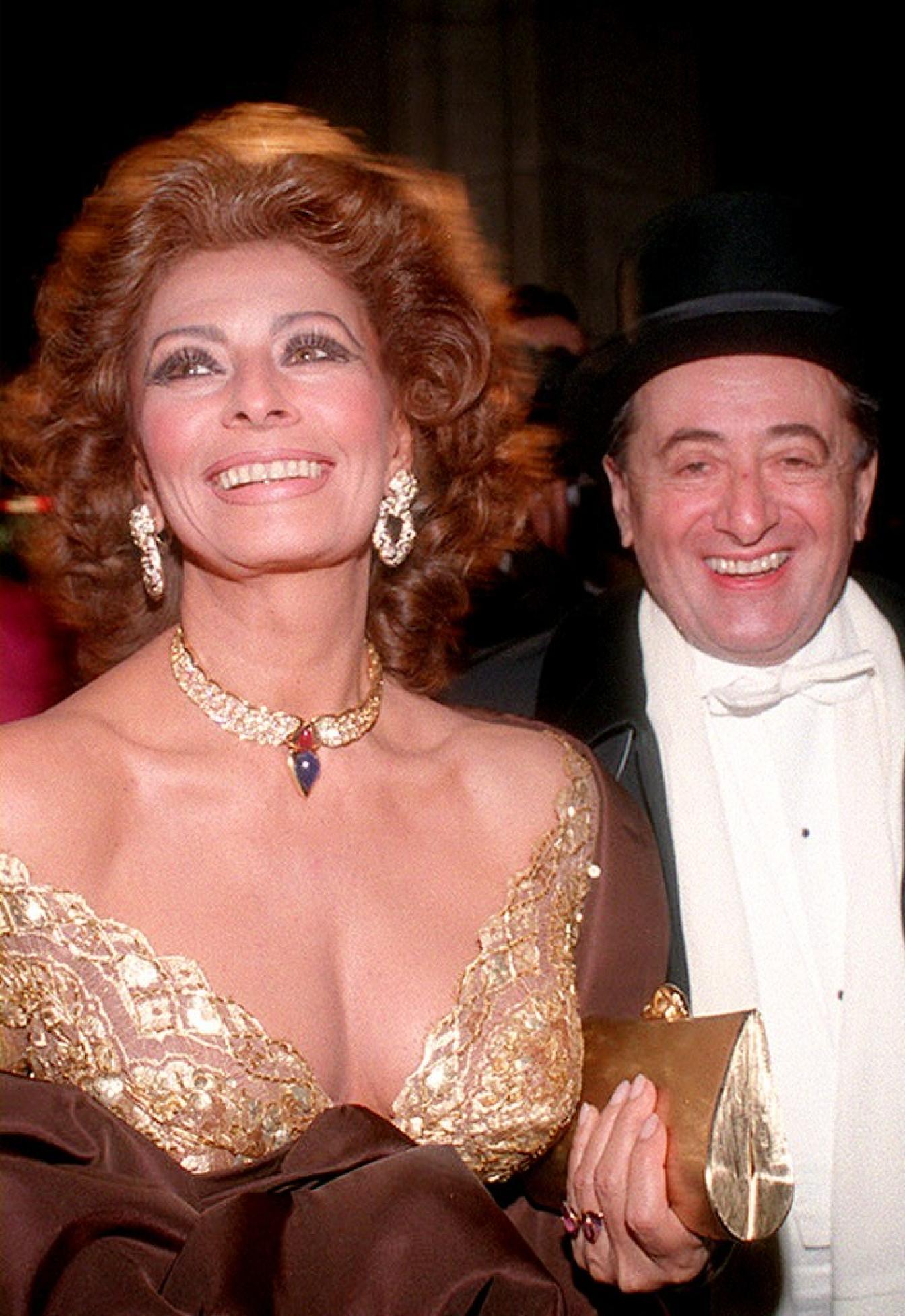 Sophia Loren und Richard Lugner am Opernball 1995