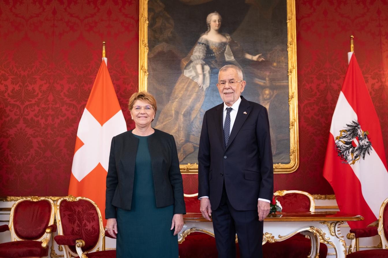 Die neue Schweizer Bundespräsidentin Viola Amherd bei ihrem Antrittsbesuch bei Bundespräsident Alexander Van der Bellen.