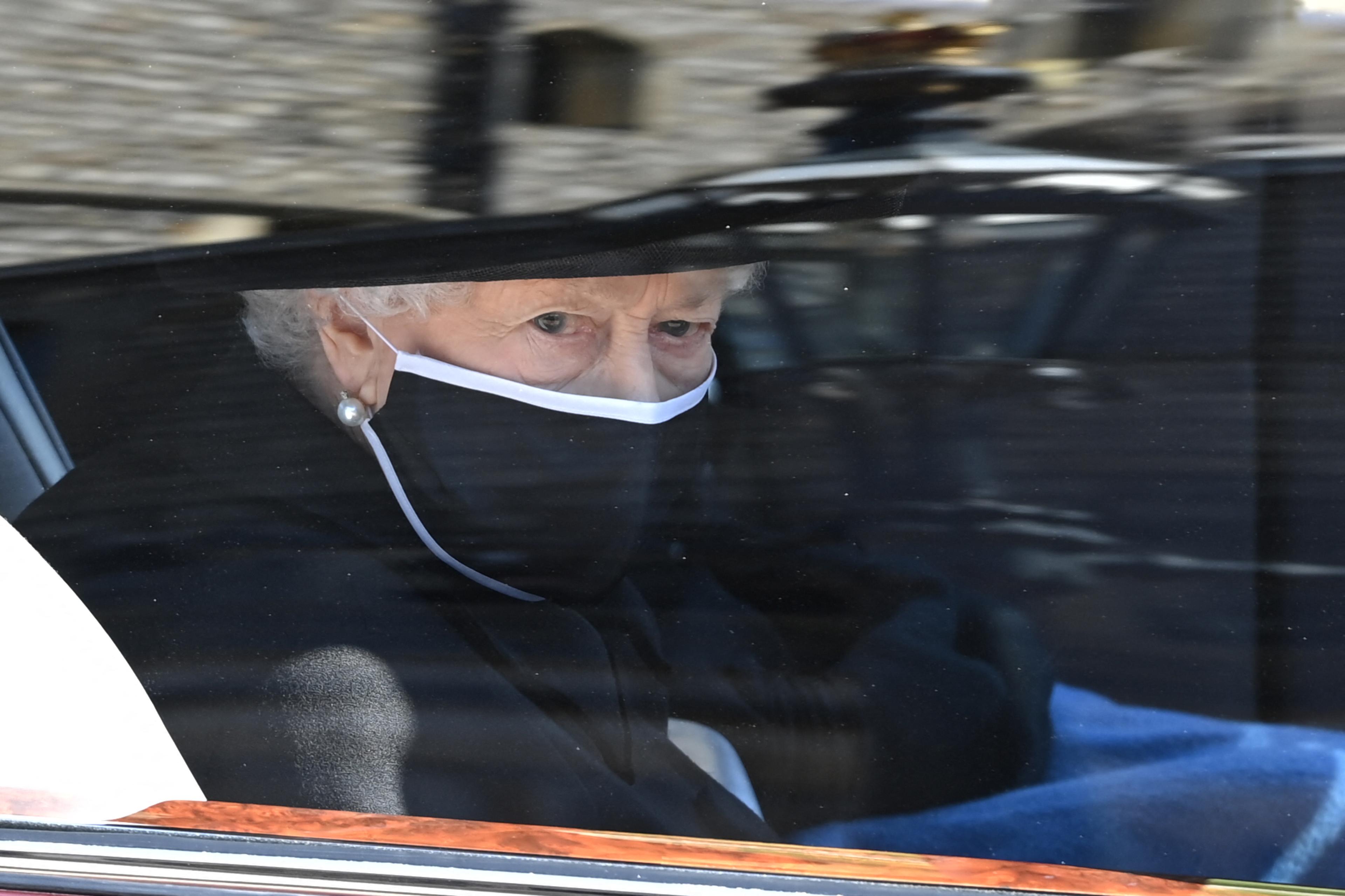 Queen Elizabeth II. fährt zum Begräbnis ihres Mannes Prinz Philip